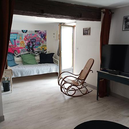 A L Epoque Bed & Breakfast Bouges  Eksteriør bilde