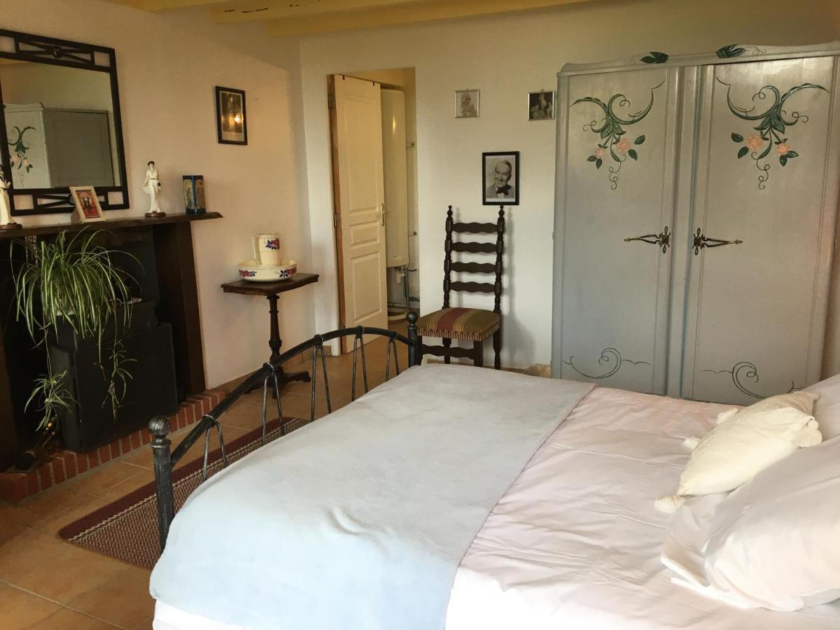 A L Epoque Bed & Breakfast Bouges  Eksteriør bilde